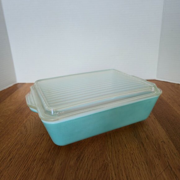Vintage Pyrex 503 Turquoise Fridgie Aqua Refrigerator Dish w/ Ribbed Lid 1.5 Qt - Picture 1 of 8